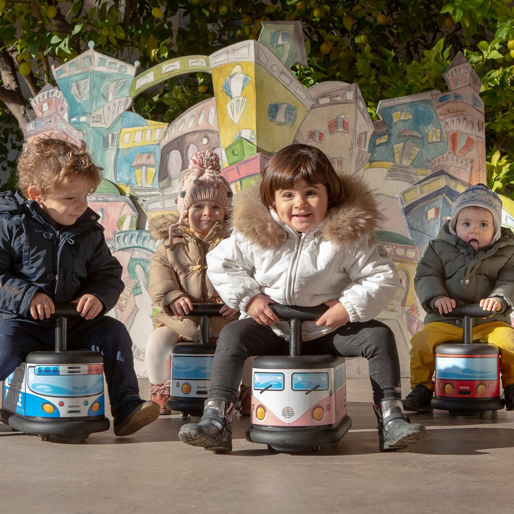 Italtrike-La-Cosa1-Ride-On-California-Dream-Ridden-By-Child