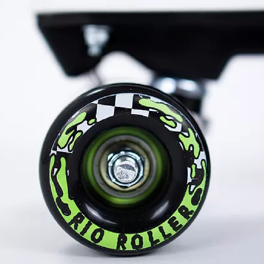 Rio-Mayhem-II-black-roller-skate-wheel-Detail