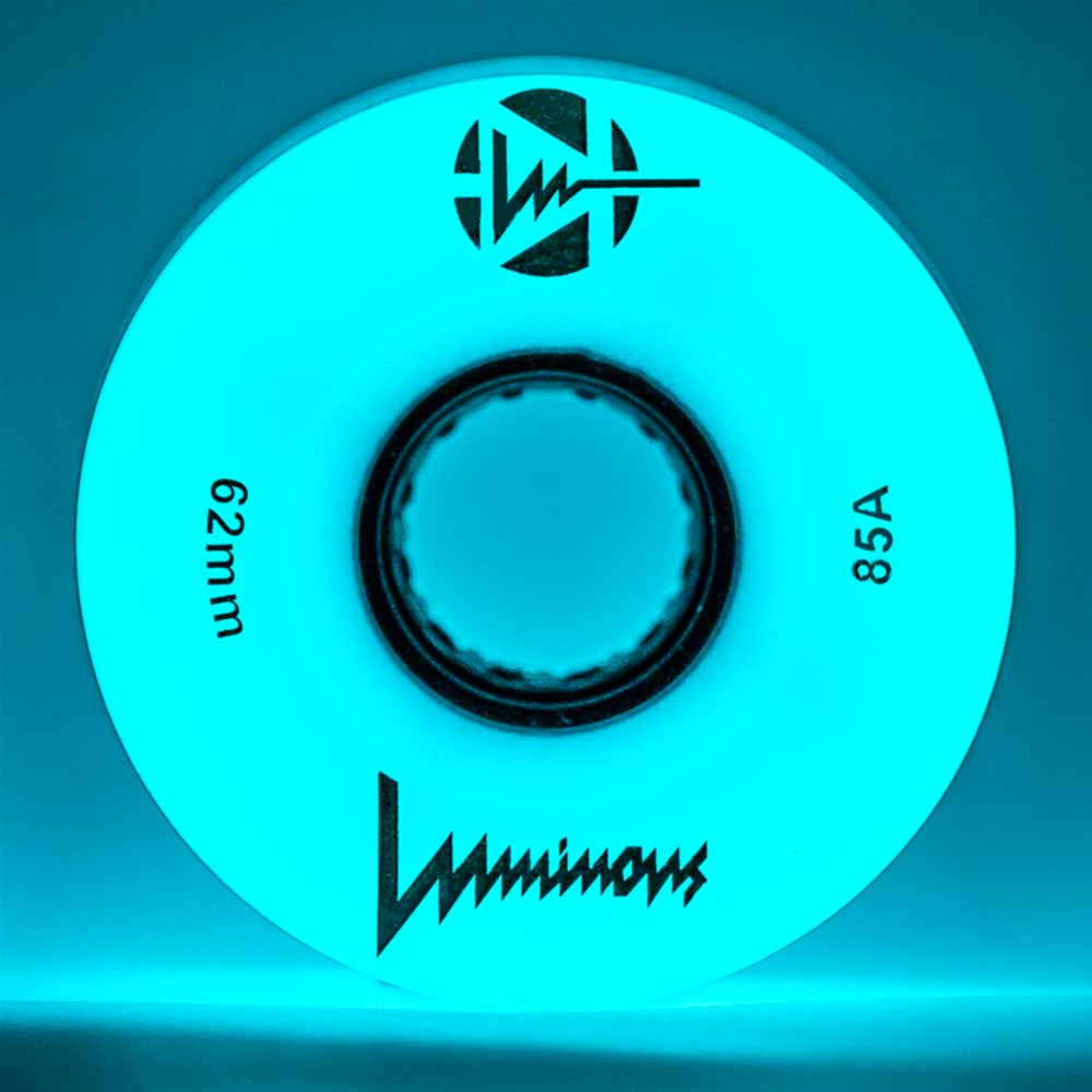 LUMINOUS-LED-Quad-Glow-Wheel-Blue-Glowing